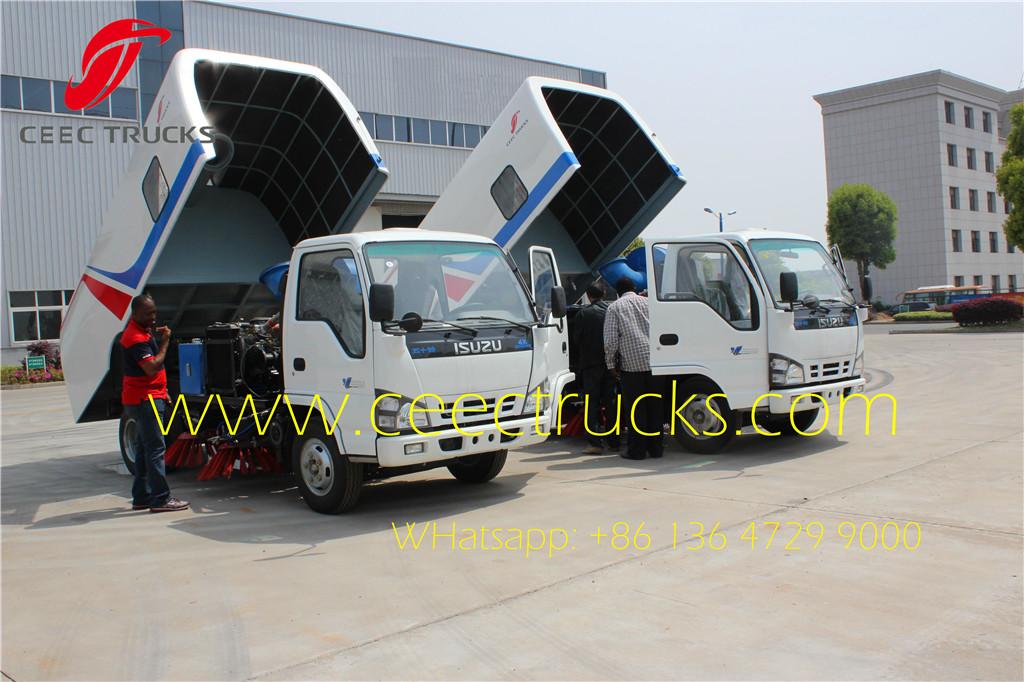 ISUZU 4 CBM road sweeper truck