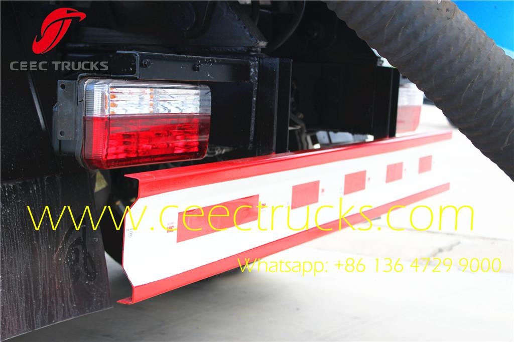 dongfeng mini 3CBM sewage tanker trucks details