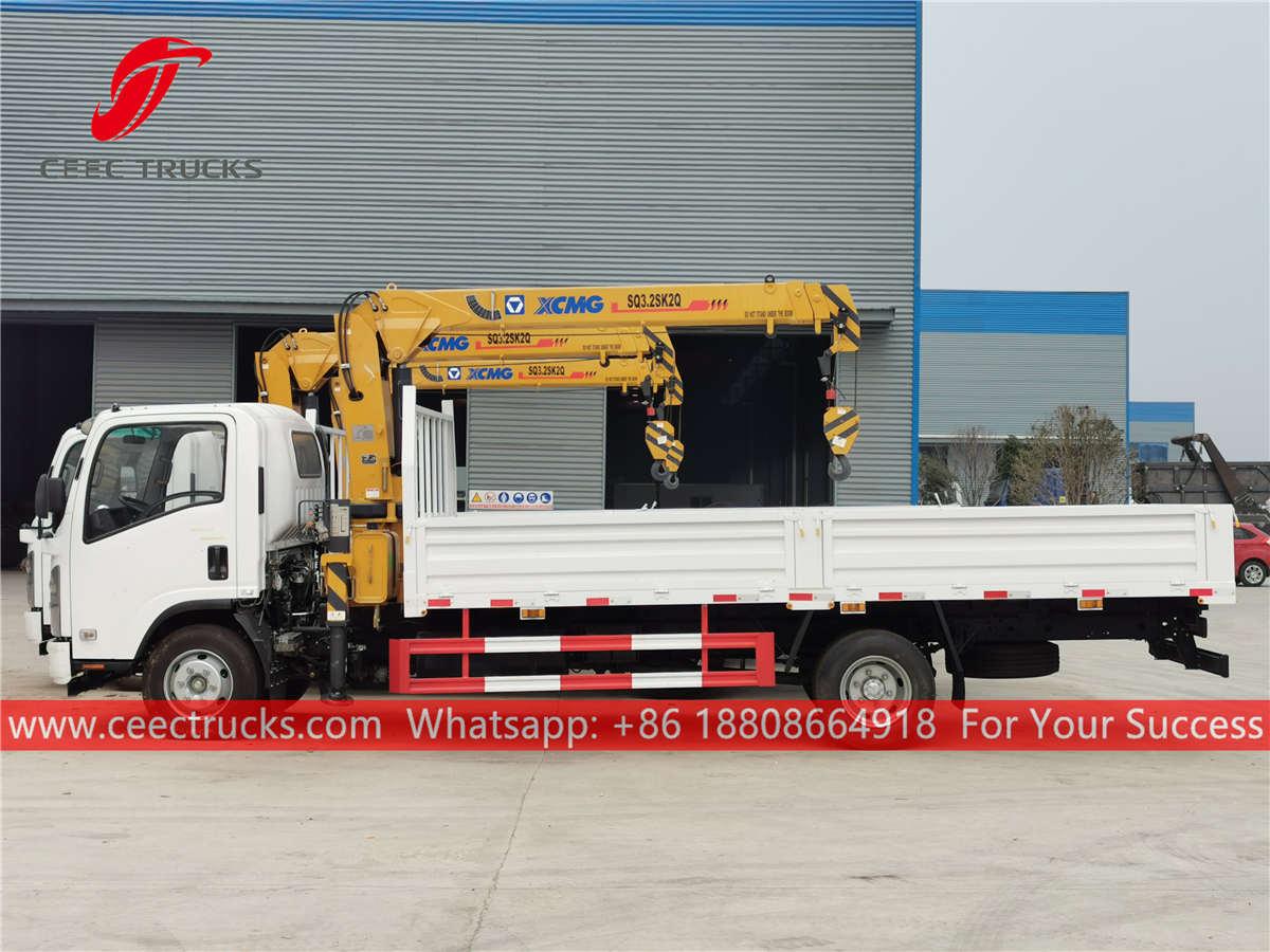 Hydraulic boom crane truck