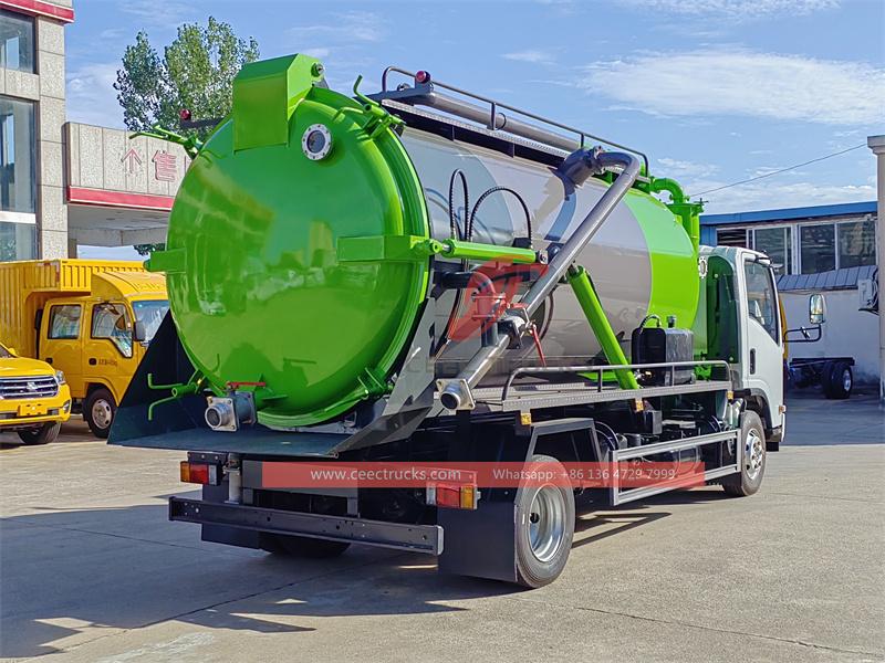 ISUZU NPR 8000L sewage tank truck