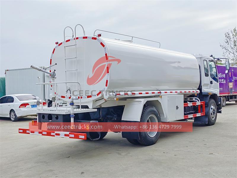 ISUZU FTR water cart truck