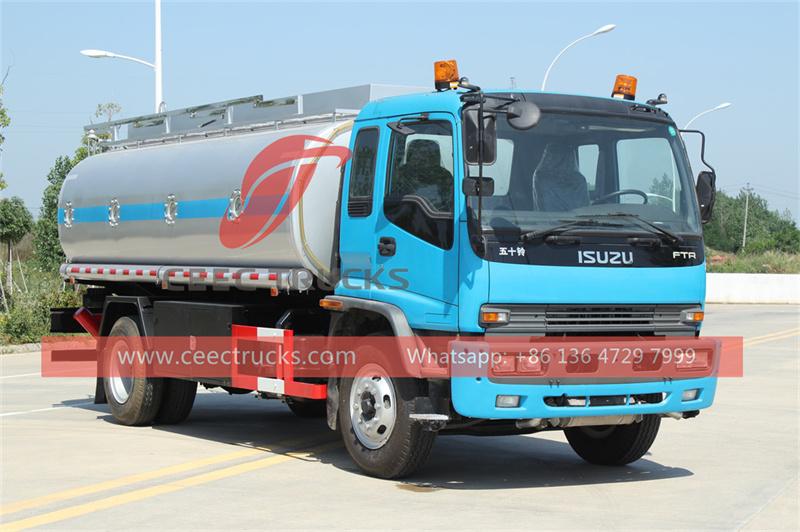 Isuzu FTR 12000L mobile fuel bowser