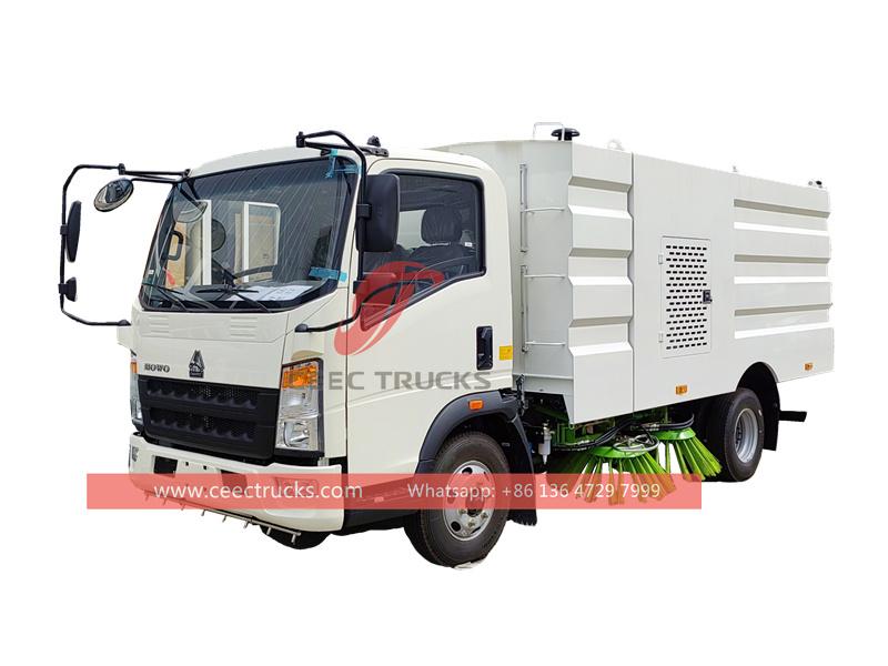 HOWO street road sweeping truck