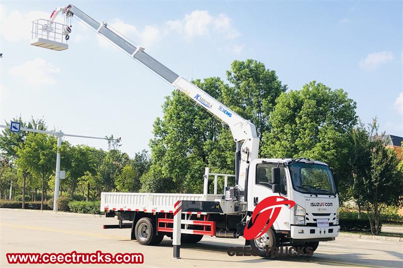 Isuzu NPR 5 tons crane truck with basket