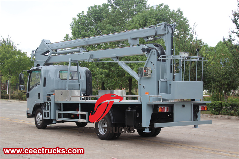 Insulated boom lift bucket truck Isuzu