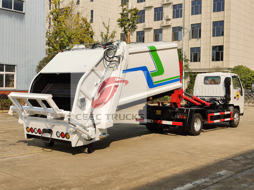 Isuzu rear loader