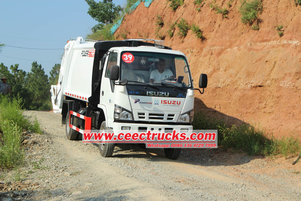 Why Philippines customer prefer Isuzu 4x4 off road Garbage Compactor