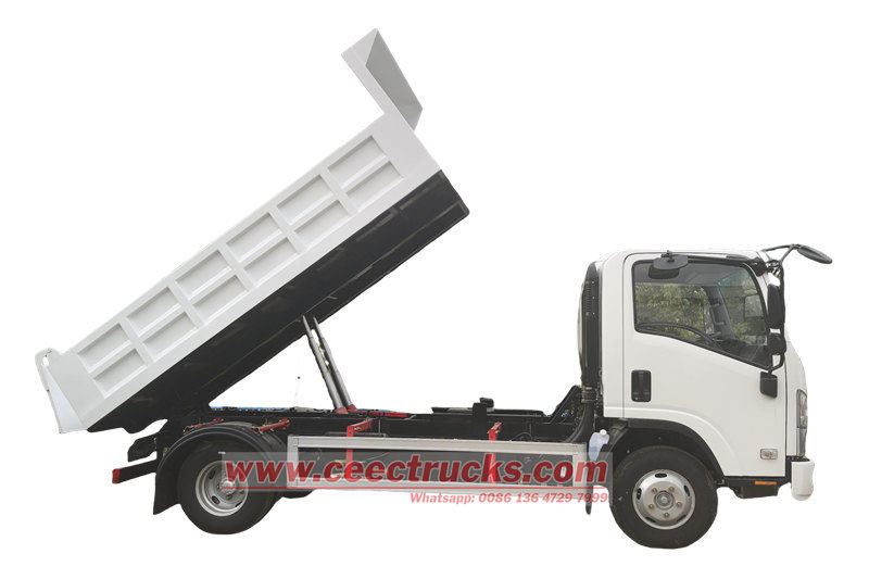 Isuzu tipper truck