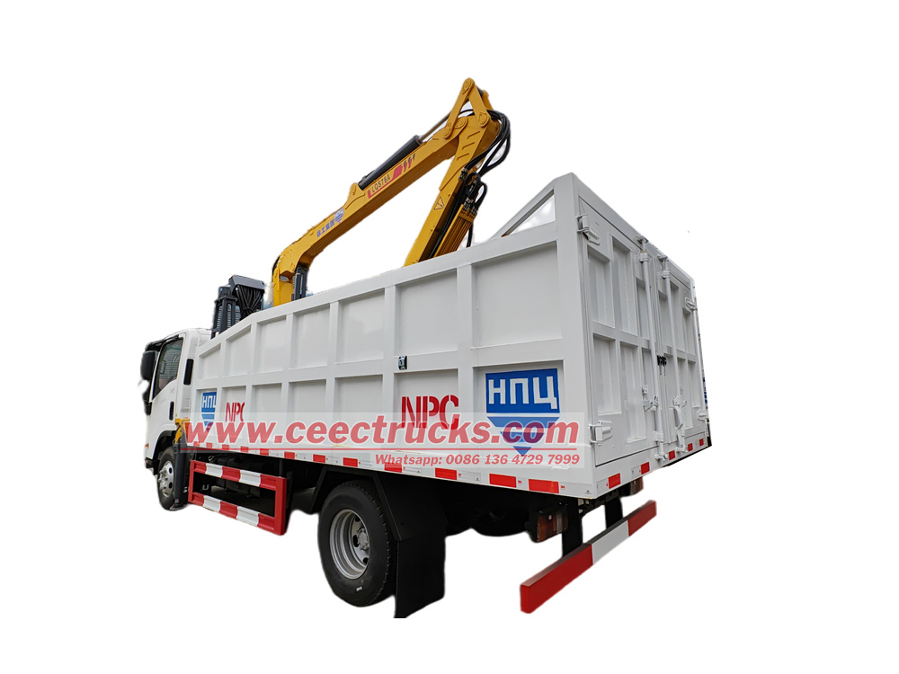 Isuzu KV600 folding arm truck with gripper  