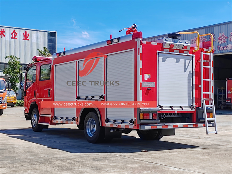 Isuzu NPR fire fighting truck