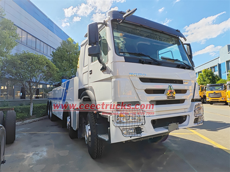 Sinotruk HOWO 8X4 Recovery Truck
