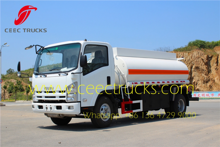 China TOP isuzu 5000 liters fuel tanker truck