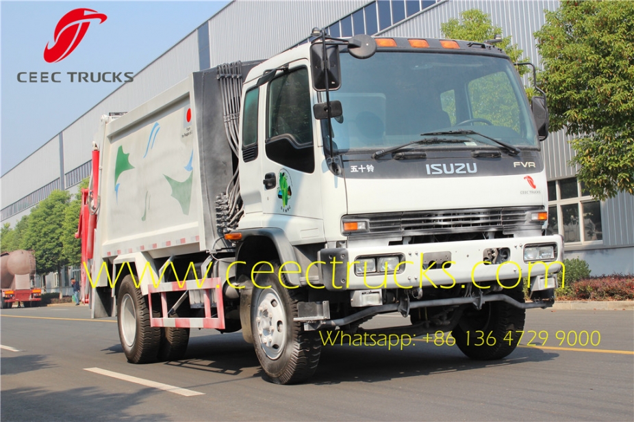 Dominica customer choose ISUZU 12 m³ compactor trucks