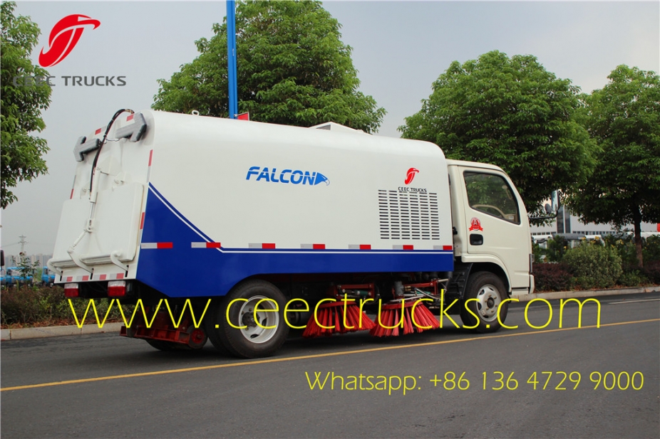 Environmental 4cbm dustbin and 1cbm water tank DONGFENG Mechanical road sweeper