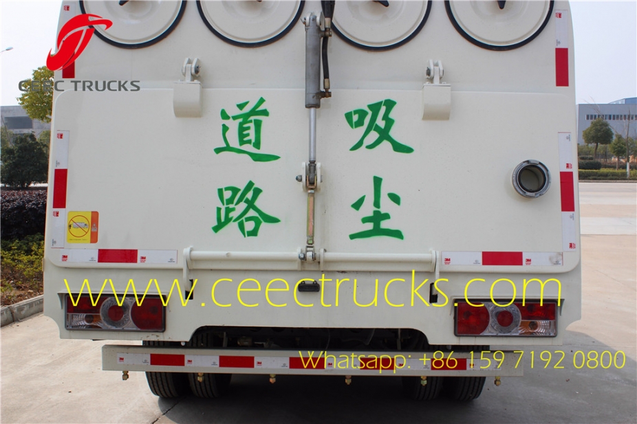 dongfeng 5CBM vacuum road sweeper tanker trucks manufacturer