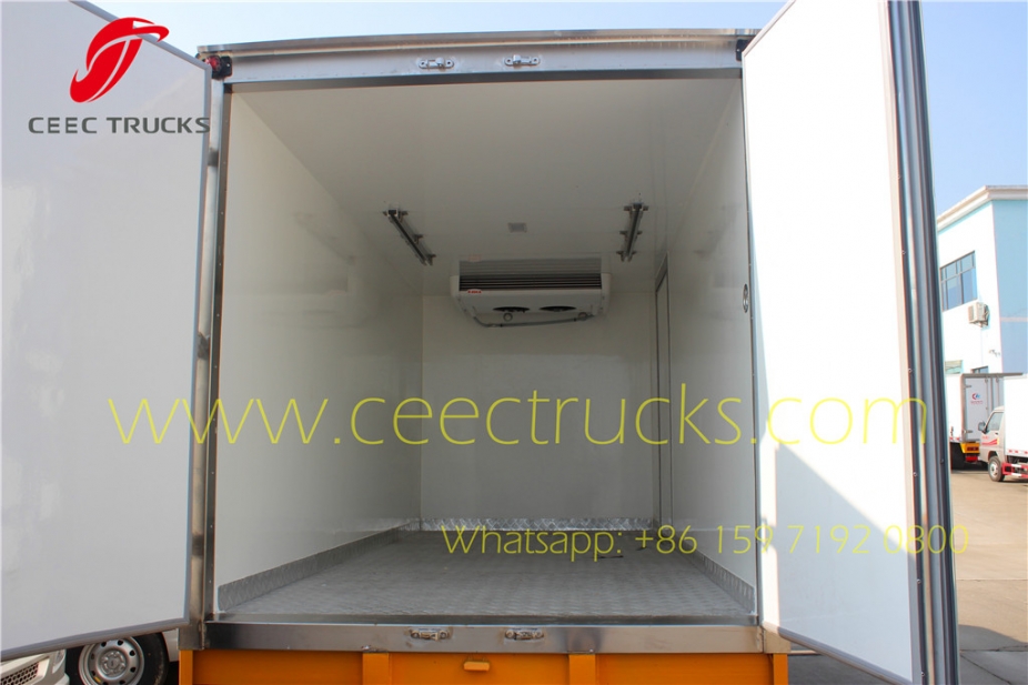 Nigeria 10CBM ISUZU refrigerator truck vaccine delivery truck