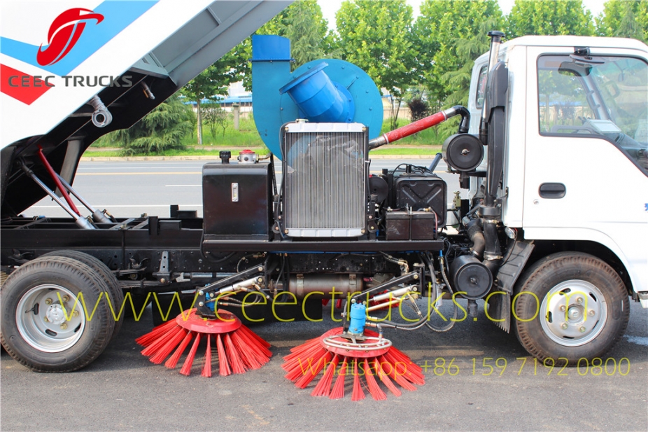 Road sweeper truck & sweeper kit hydraulic oil tanker assembly