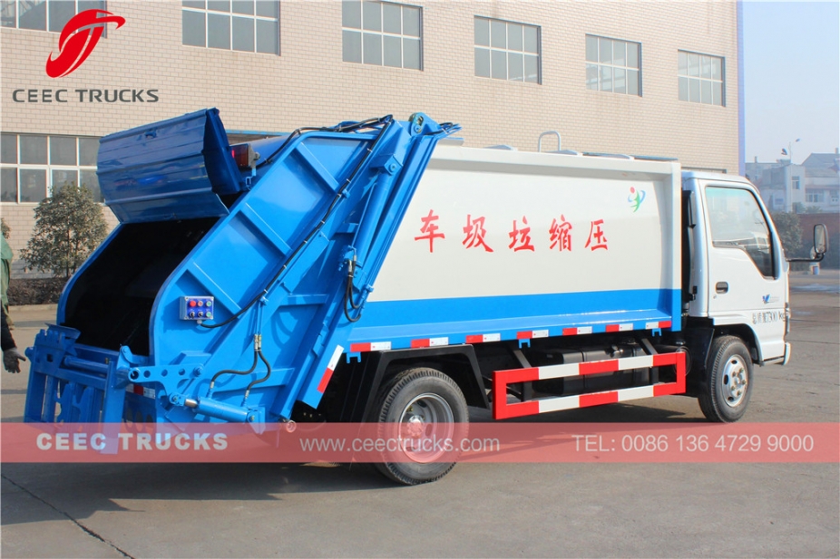 ISUZU 5000L refuse compressed vehicle