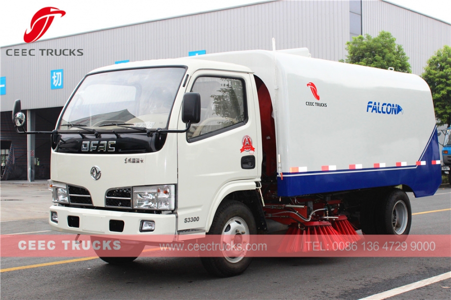 Africa Congo Dongfeng 4000L road sweeper