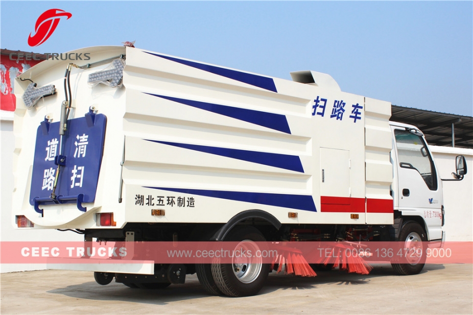 ISUZU 5000L road sweeper truck golden supplier