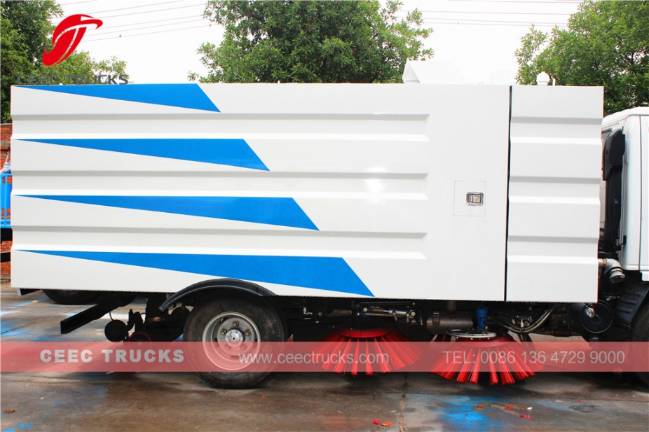 ISUZU 5 CBM road sweeper truck