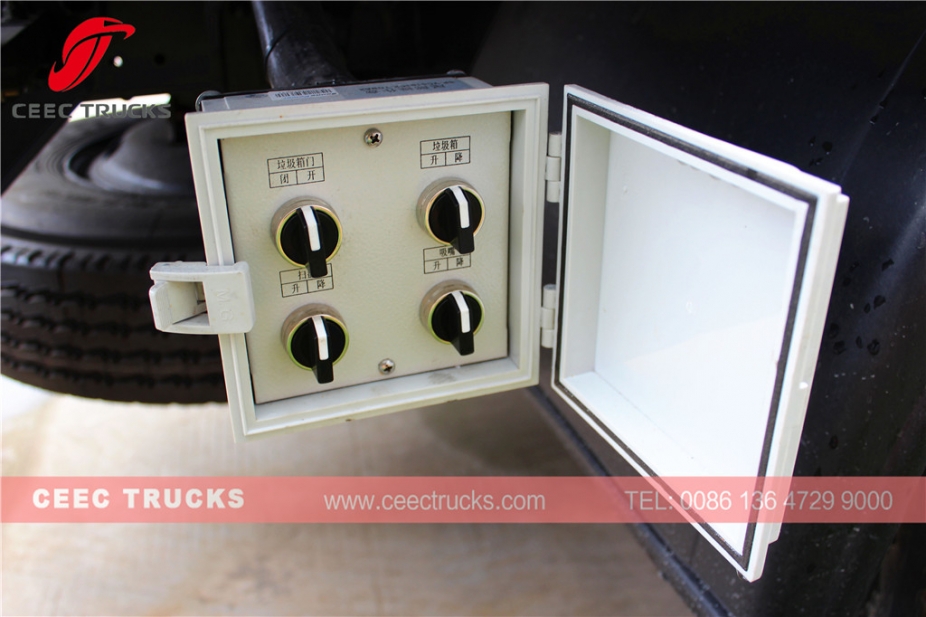 Dongfeng 12.000L Straßenkehrmaschine