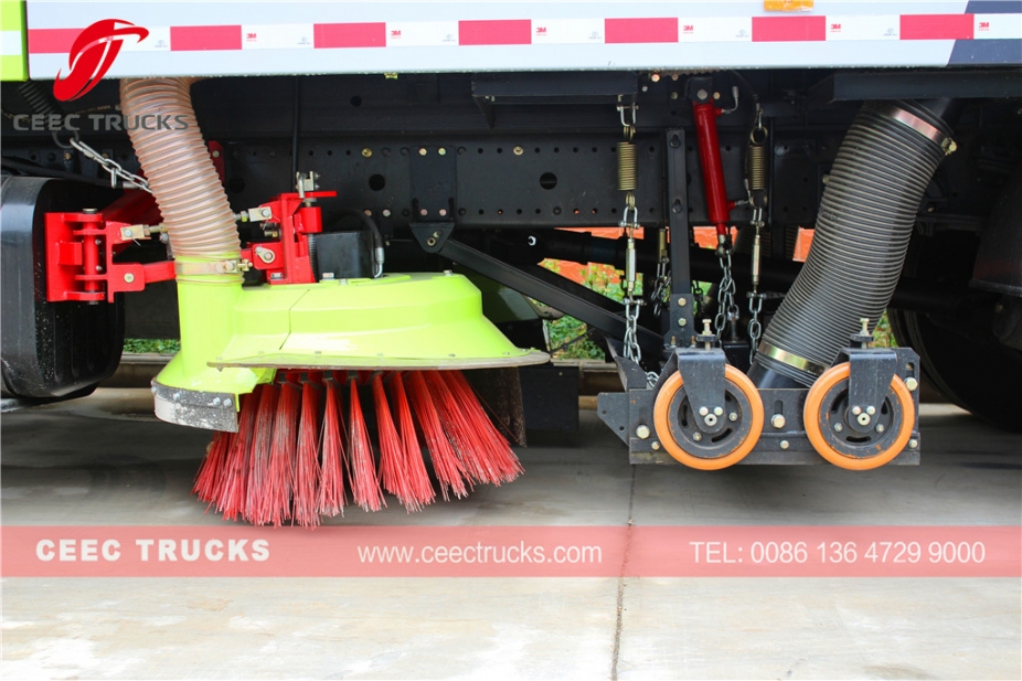 Dongfeng 12.000L Straßenkehrmaschine