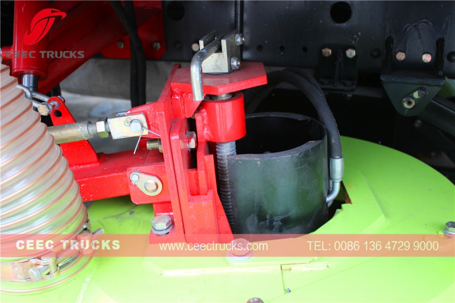 Dongfeng 12.000L Straßenkehrmaschine