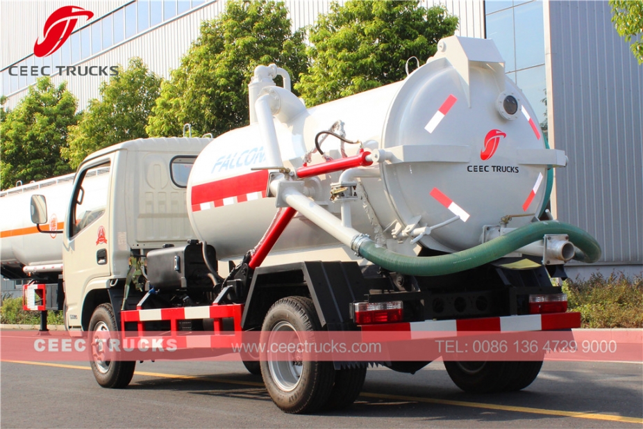 Low price Dongfeng 4,000L vacuum sewage suction truck