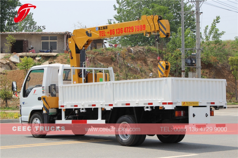 Low price 4 T truck mounted crane trucks