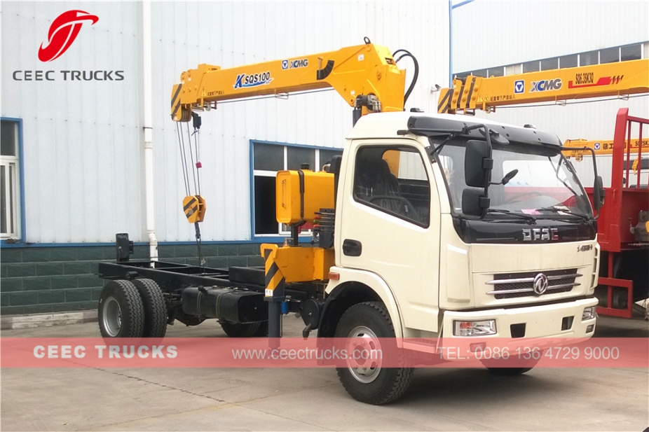 Low price 4 T truck mounted crane trucks