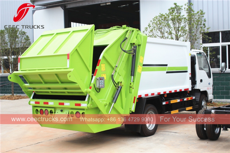 ISUZU 5cbm garbage compactor truck