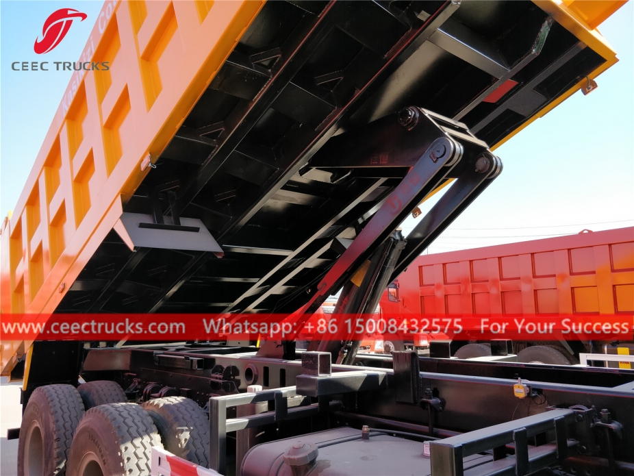 SHACMAN F2000 6x4 Kipper