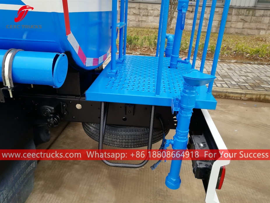 4 CBM Wassertransport-LKW DONGFENG