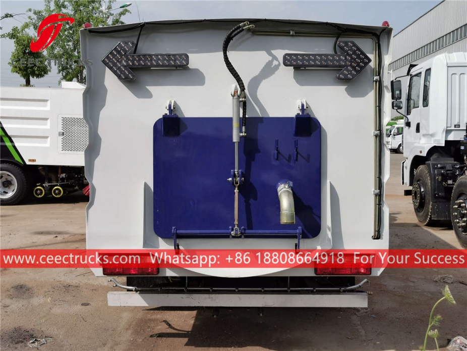 Factory price road cleaner truck