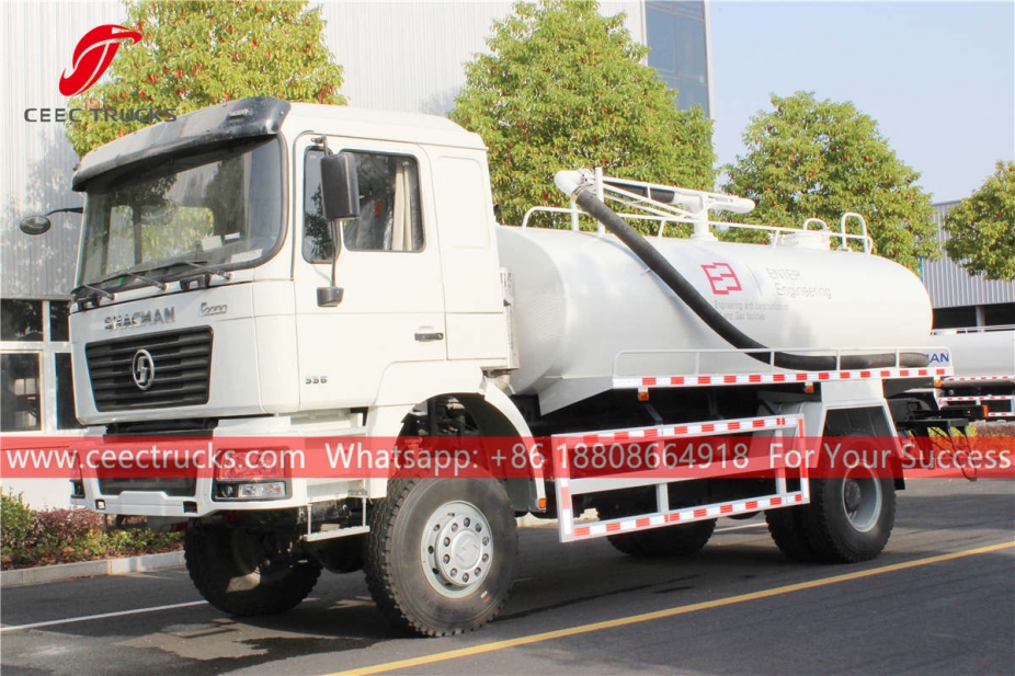 Shacman 6 wheeler AWD vacuum sewer truck