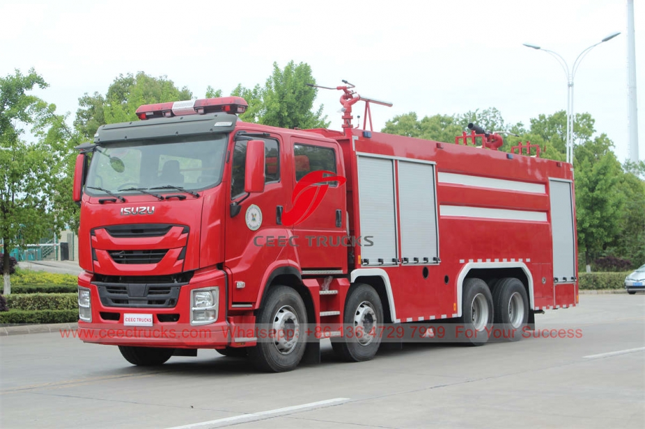 ISUZU GIGA fire engine