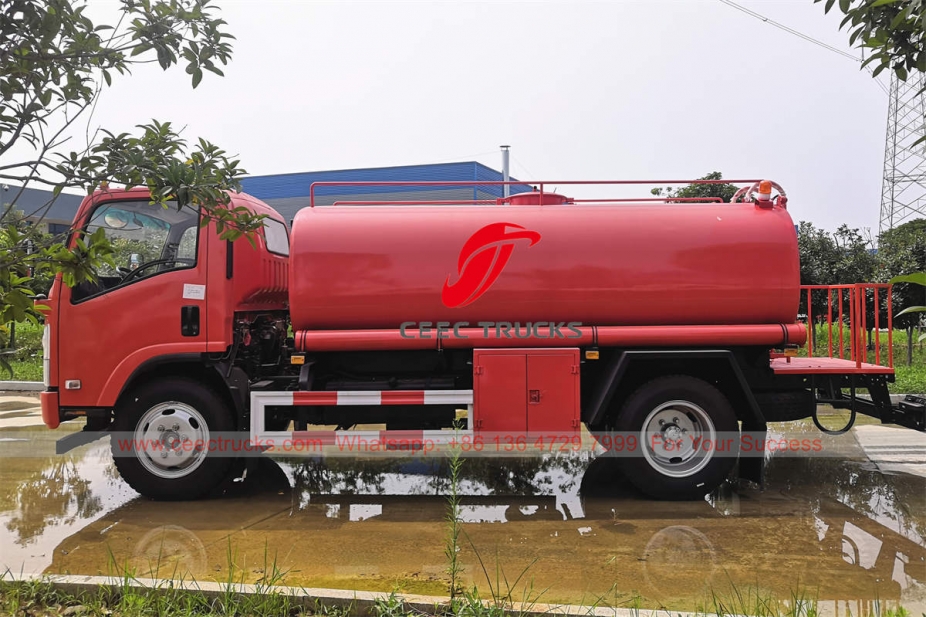 ISUZU 4×2 water spray truck