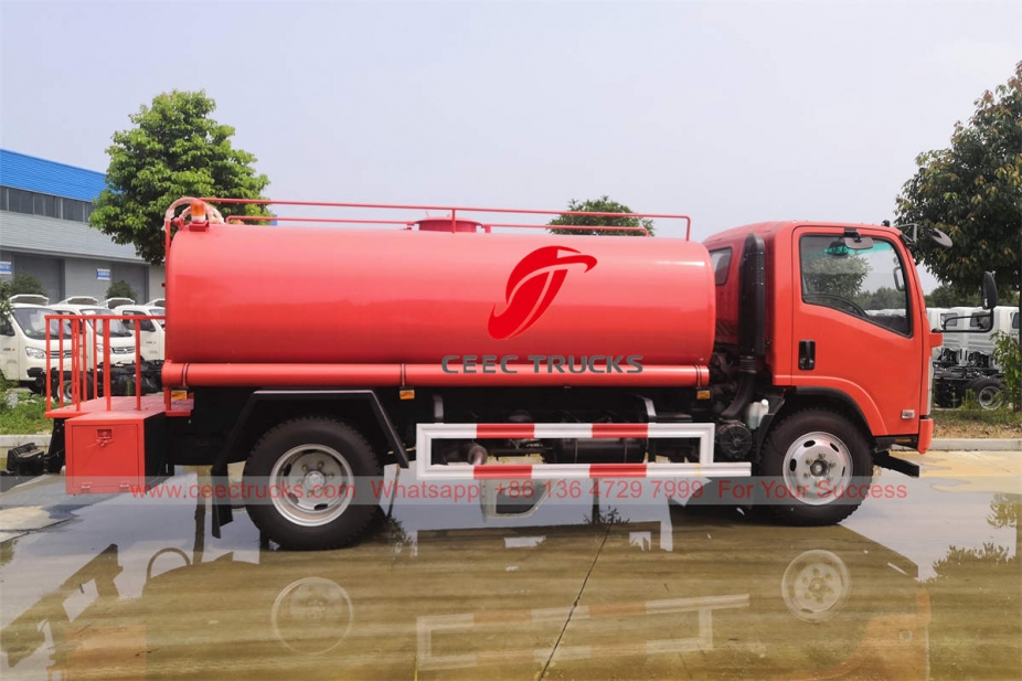 ISUZU 4×2 water spray truck