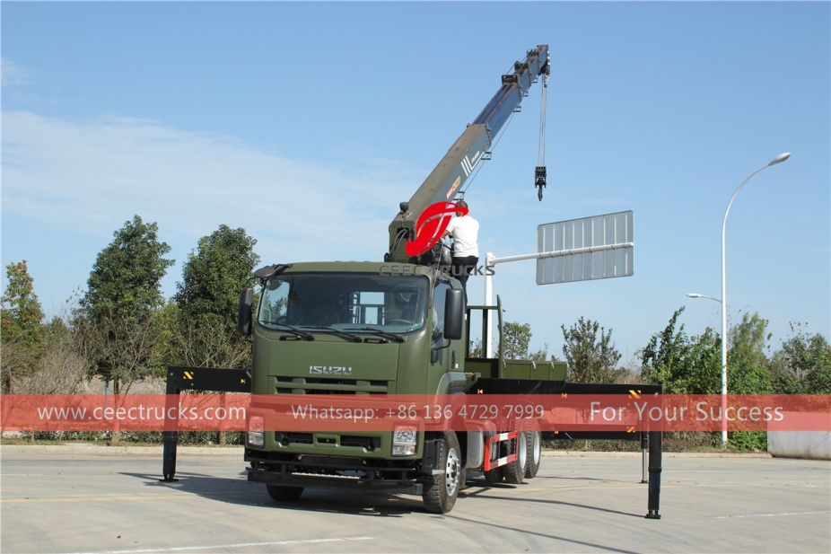 ISUZU truck with crane palfinger SPS40000 export to Asia countries