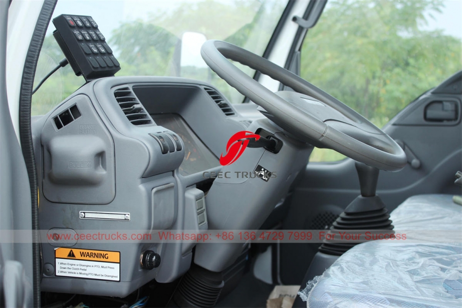 ISUZU 6CBM refuse compactor truck for export