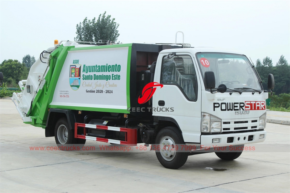 ISUZU 6CBM refuse compactor truck for export