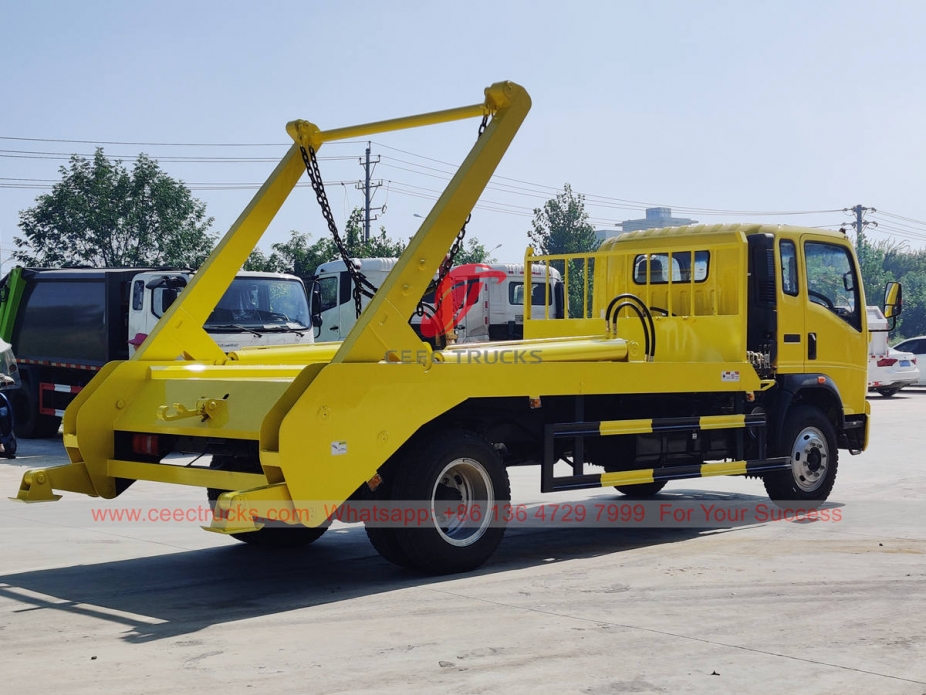 HOWO 6CBM skip loader