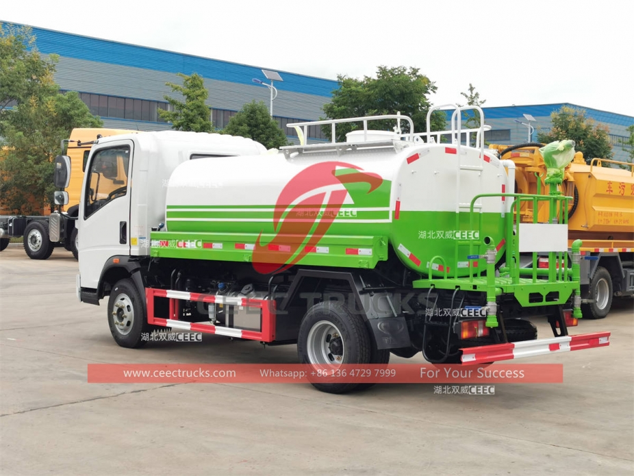 howo 5,000 liters water bowser