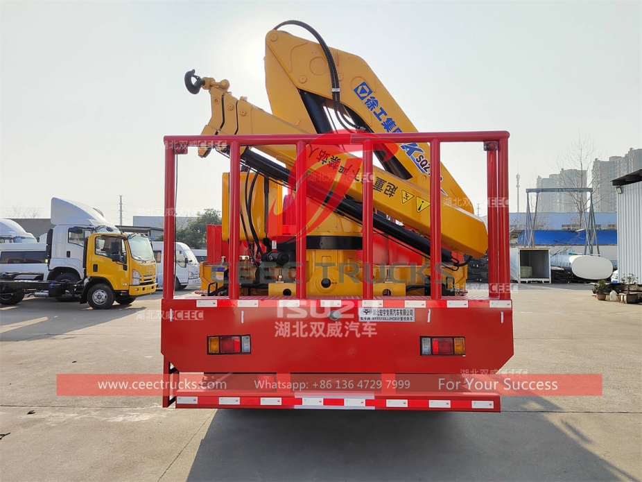 ISUZU GIGA 4×2 truck mounted crane