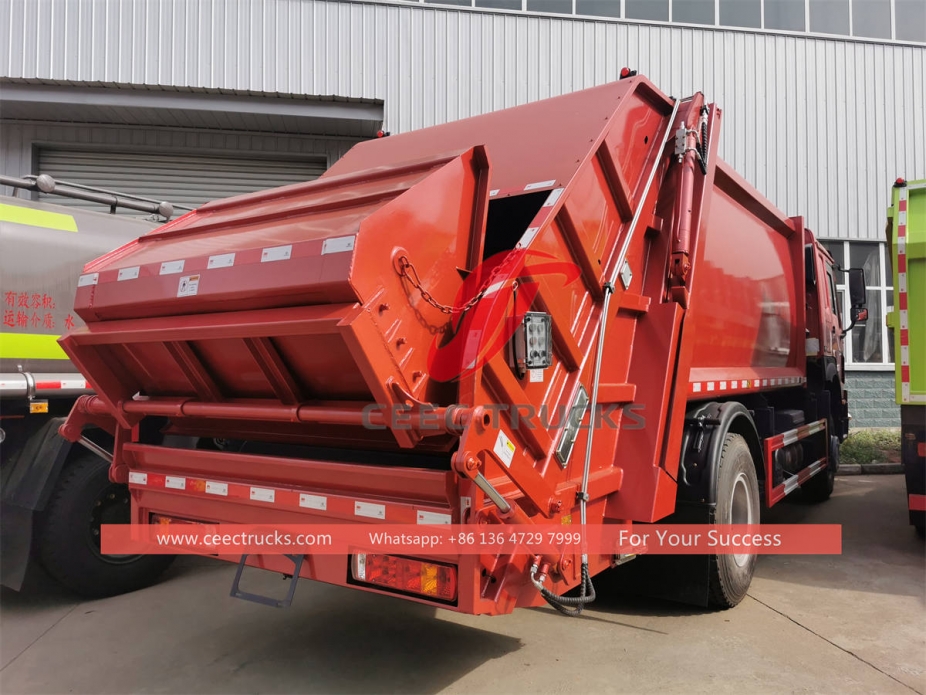 HOWO RHD 4×2 12CBM garbage compactor on sale