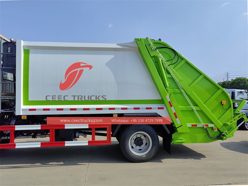 SINOTRUK compactor garbage 8cbm bin lorry for sale