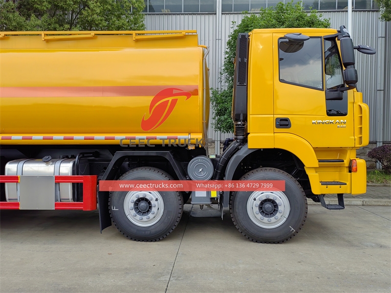 IVECO 340hp 30000 liters Fuel oil delivery tanker truck