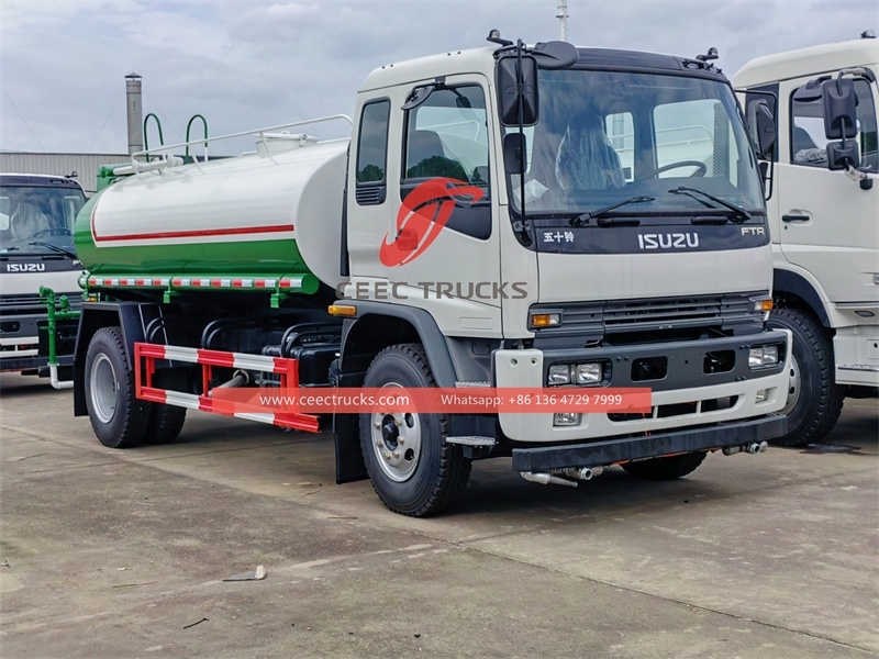 ISUZU FTR 12.000L Wassertankwagen nach Vietnam