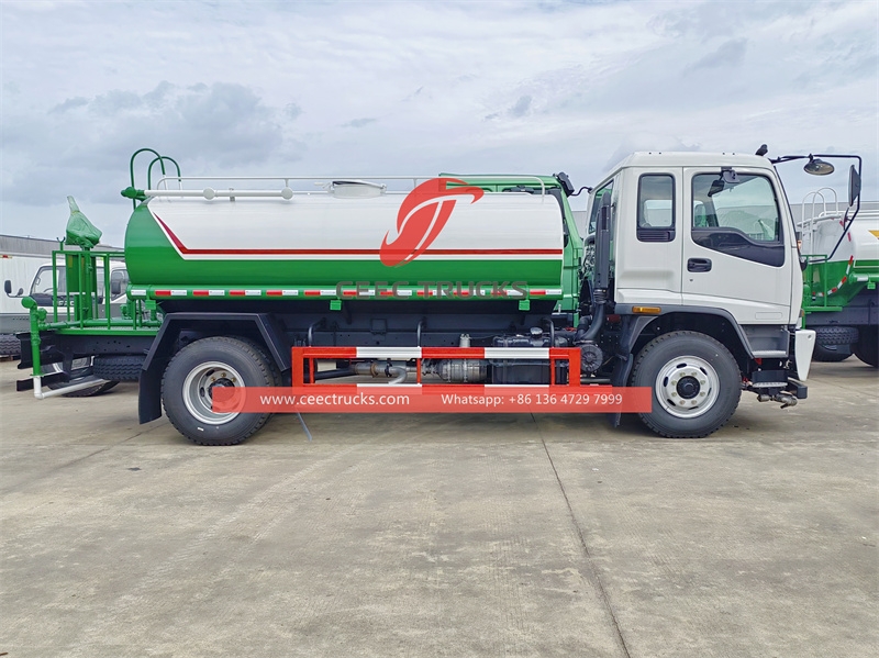 ISUZU FTR 12.000L Wassertankwagen nach Vietnam